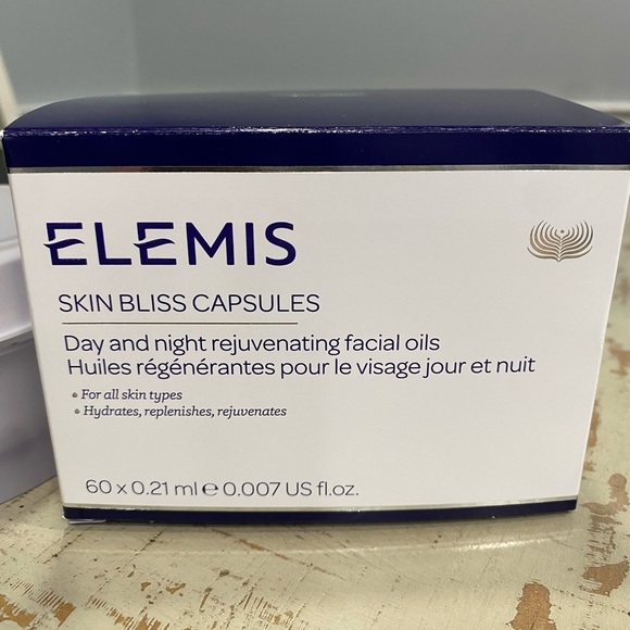 Elemis Skin Bliss Capsules - Picture 3 of 9